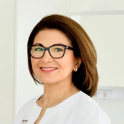 Setzen Sie bei der Zahnbehandlung Ihrer Kinder auf ein Praxisteam, das auch den jüngsten Patienten ein gutes Gefühl gibt. 